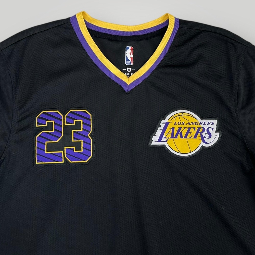 Los Angeles Lakers Shirt Mens Medium Black Yellow NBA Basketball LeBron James 23